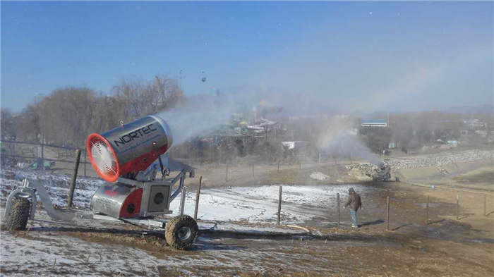 造雪機(jī)